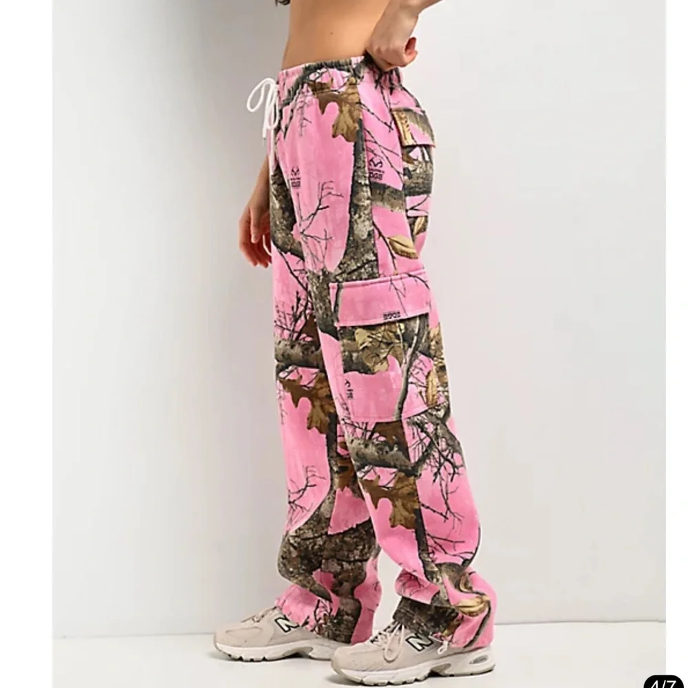 Empyre x Realtree EDGE Colors Pink Cargo Sweatpants NWT Size S - Picture 3 of 3